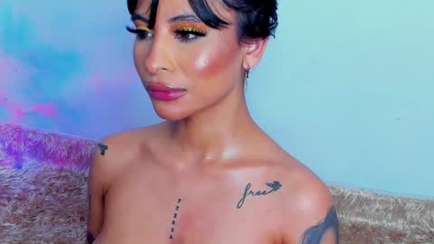 M A R I A N E online show from 02/01/25, 07:15