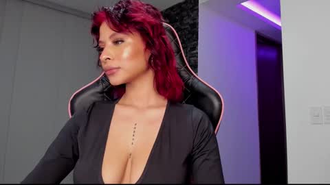 M A R I A N E online show from 02/20/25, 07:12