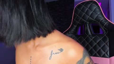 M A R I A N E online show from 04/12/26, 05:01