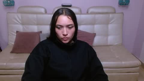 Snapshot of marianne_cam chatting on 04/15/26, 09:04 marianne_cam online show from 04/15/26, 09:04