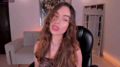 Snapshot of mariannelane1 chatting on 02/18/25, 01:10 Marianne online show from 02/18/25, 01:10