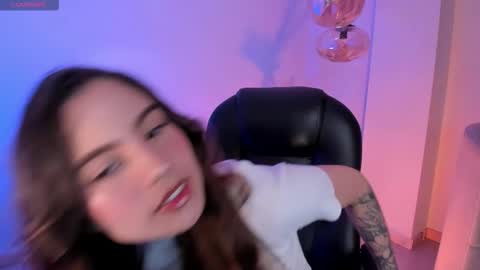 Snapshot of mariannelane1 chatting on 09/28/25, 08:58 Marianne online show from 09/28/25, 08:58