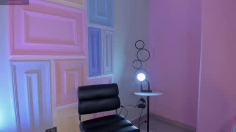 Snapshot of mariannelane1 chatting on 11/13/25, 08:30 Marianne online show from 11/13/25, 08:30