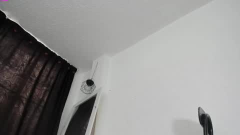 Snapshot of mariannelove77 chatting on 01/22/25, 02:14 marianne online show from 01/22/25, 02:14