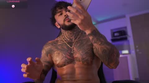 Snapshot of mariano_costa chatting on 10/01/25, 03:34 Mariano Costa online show from 10/01/25, 03:34