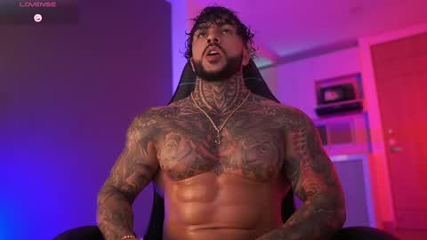 Snapshot of mariano_costa chatting on 10/09/25, 02:53 Mariano Costa online show from 10/09/25, 02:53