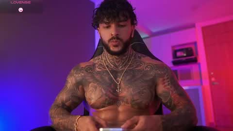 Snapshot of mariano_costa chatting on 10/13/25, 12:21 Mariano Costa online show from 10/13/25, 12:21