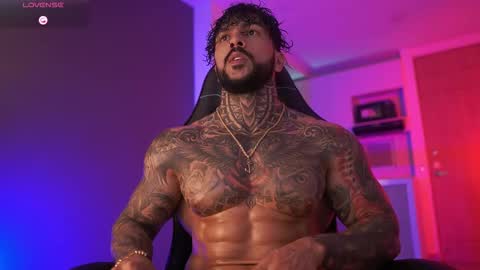 Snapshot of mariano_costa chatting on 10/19/25, 02:45 Mariano Costa online show from 10/19/25, 02:45