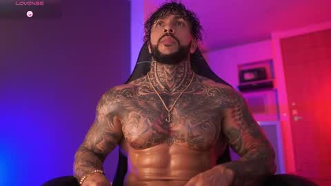 Snapshot of mariano_costa chatting on 11/09/25, 04:55 Mariano Costa online show from 11/09/25, 04:55