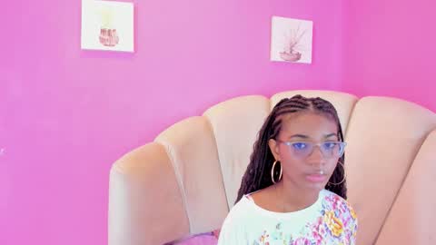 Snapshot of marianrosse chatting on 10/02/25, 08:38 marianrosse online show from 10/02/25, 08:38