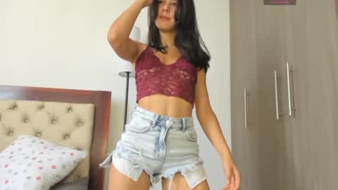 Snapshot of marianthonia1 chatting on 02/05/25, 04:25 Antonia online show from 02/05/25, 04:25