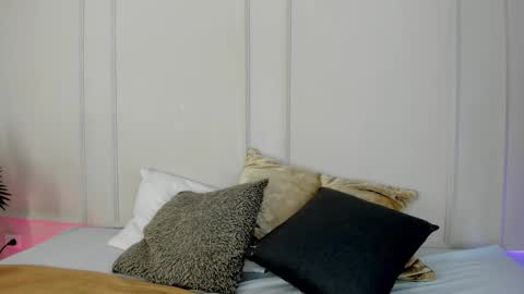 Maria Pettit online show from 01/11/26, 07:24