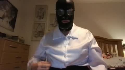 Mariasatin online show from 12/22/25, 07:44