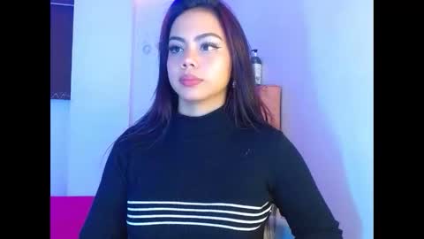 Snapshot of maribelsex303av chatting on 02/21/25, 12:06 maribelsex303av online show from 02/21/25, 12:06