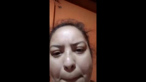 Snapshot of maricxl78 chatting on 12/18/25, 01:55 maricxl78 online show from 12/18/25, 01:55