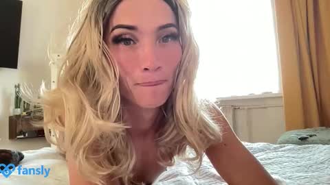 Mari online show from 09/09/25, 03:22