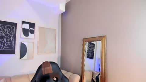 Snapshot of marie_bass chatting on 06/22/26, 01:41 marie_bass online show from 06/22/26, 01:41