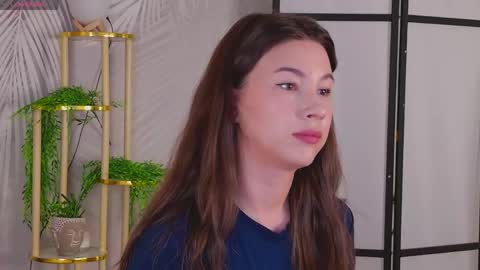 Marie LEAVE YOUR  WITH ME online show from 05/25/26, 05:13