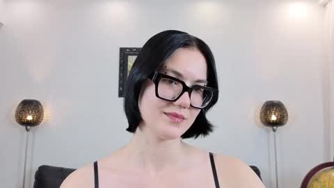 Marie Fitch online show from 01/15/26, 04:17