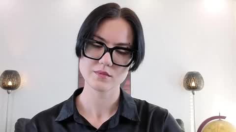 Marie Fitch online show from 04/17/26, 03:53