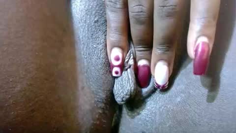 mariebae4 online show from 11/22/25, 11:59