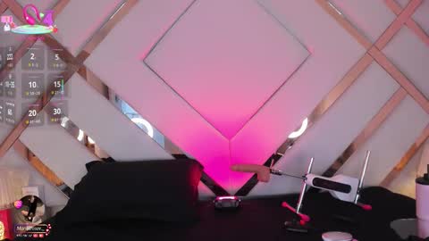 Mary online show from 10/15/25, 10:32