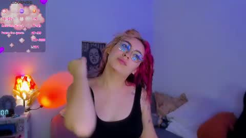 Snapshot of marieetaylor chatting on 06/16/26, 07:38 Mariee online show from 06/16/26, 07:38