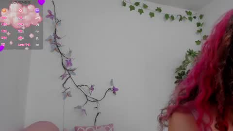 Snapshot of marieetaylor chatting on 07/09/26, 08:02 Mariee online show from 07/09/26, 08:02