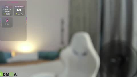 Snapshot of mariel_lie chatting on 06/17/26, 02:03 Mariel online show from 06/17/26, 02:03