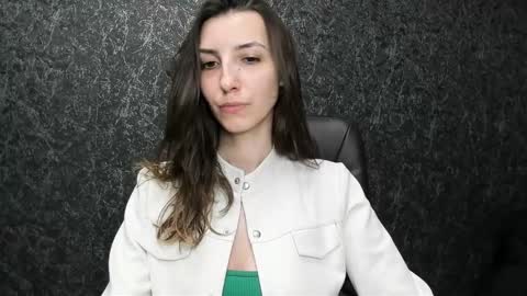 Snapshot of marielleanker chatting on 11/22/25, 03:16 marielleanker online show from 11/22/25, 03:16