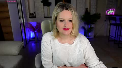 mariemlui online show from 03/30/26, 11:11