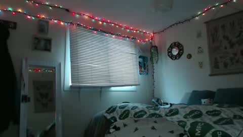 marigoldrue online show from 03/04/25, 06:50