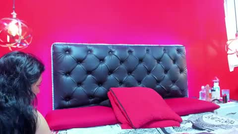 MARIHAM AND MURATH online show from 09/17/25, 08:16