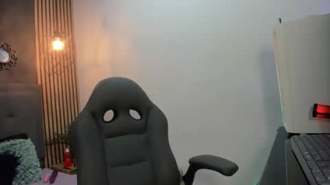 Snapshot of mariiajose_cruz chatting on 02/19/26, 11:39 mariiajose_cruz online show from 02/19/26, 11:39