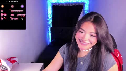 Mariana Hasper online show from 03/11/25, 12:11