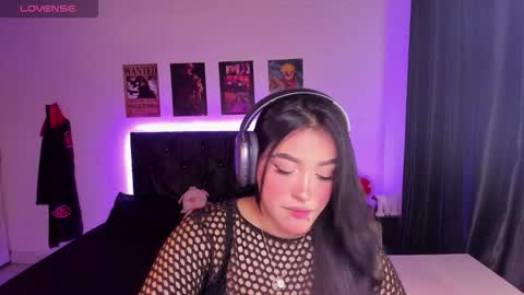 Mariana Hasper online show from 10/19/25, 03:18