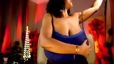 Nikita - Scroll down and read my bio please. New Pictures in Bio online show from 10/12/25, 09:47