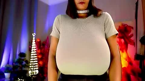 Nikita - Scroll down and read my bio please. New Pictures in Bio online show from 11/01/25, 06:59