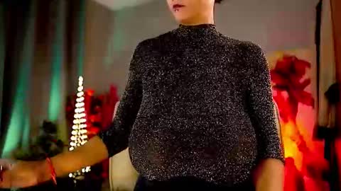 Nikita - Scroll down and read my bio please. New Pictures in Bio online show from 01/17/26, 07:02