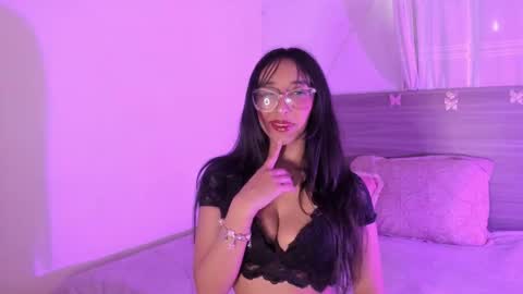 Luna Dulk online show from 02/07/26, 09:40