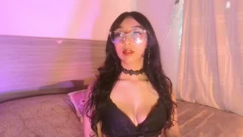 Snapshot of marijaneh chatting on 06/27/26, 08:47 Luna Dulk online show from 06/27/26, 08:47