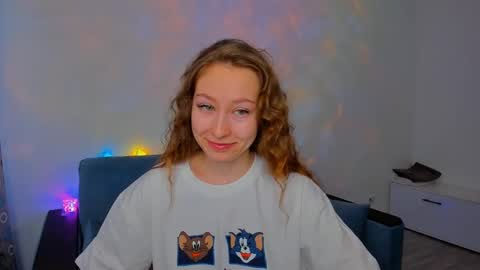 Snapshot of marilinal chatting on 02/12/25, 04:01 Marilina online show from 02/12/25, 04:01