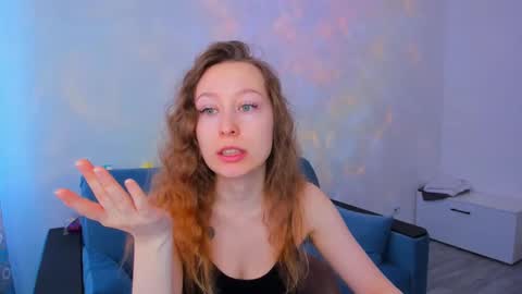 Snapshot of marilinal chatting on 02/15/25, 05:09 Marilina online show from 02/15/25, 05:09