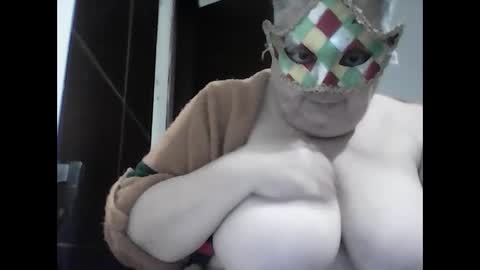 marilu64 online show from 12/12/24, 09:04