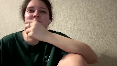 Emmie online show from 04/14/26, 08:09