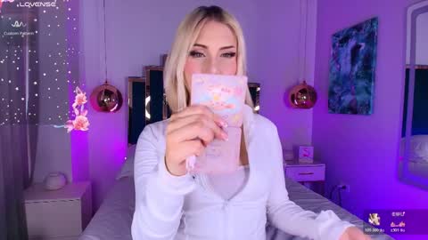 Mariluu  online show from 05/06/26, 02:00