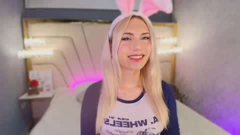 Mariluu  online show from 05/25/26, 01:17
