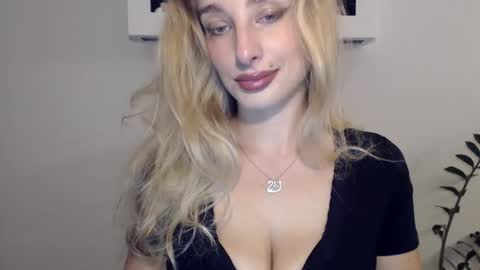 MarilynDevilish online show from 12/09/24, 09:26