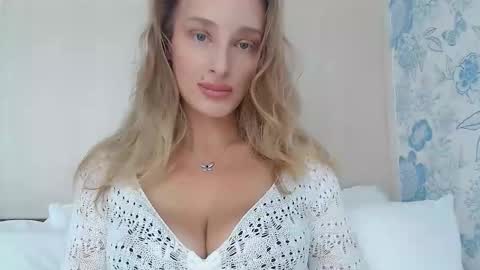 MarilynDevilish online show from 10/24/25, 01:57