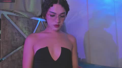 Snapshot of marilyndupont chatting on 11/06/25, 02:56 Marilyn online show from 11/06/25, 02:56